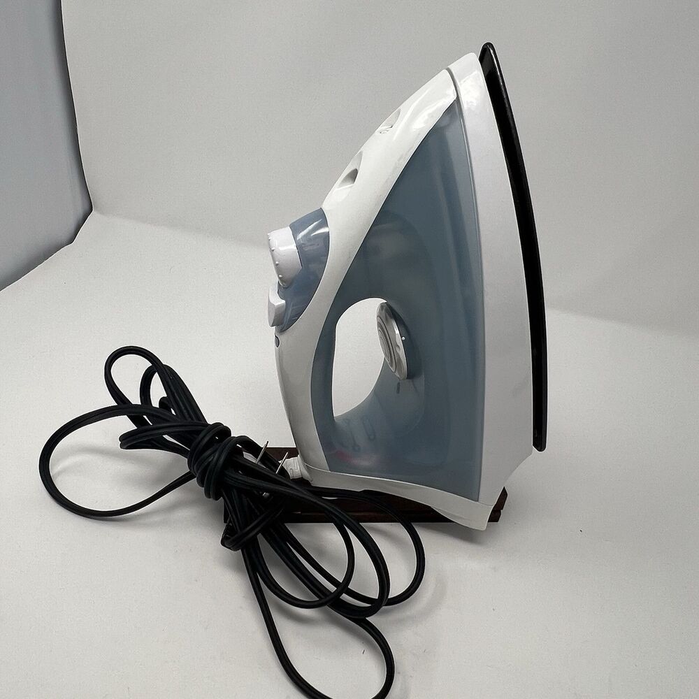 Black + Decker Variable Steam Iron Compact Smartemp Mist Nonstick